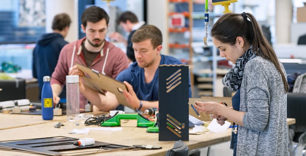 EuroTeQ students working